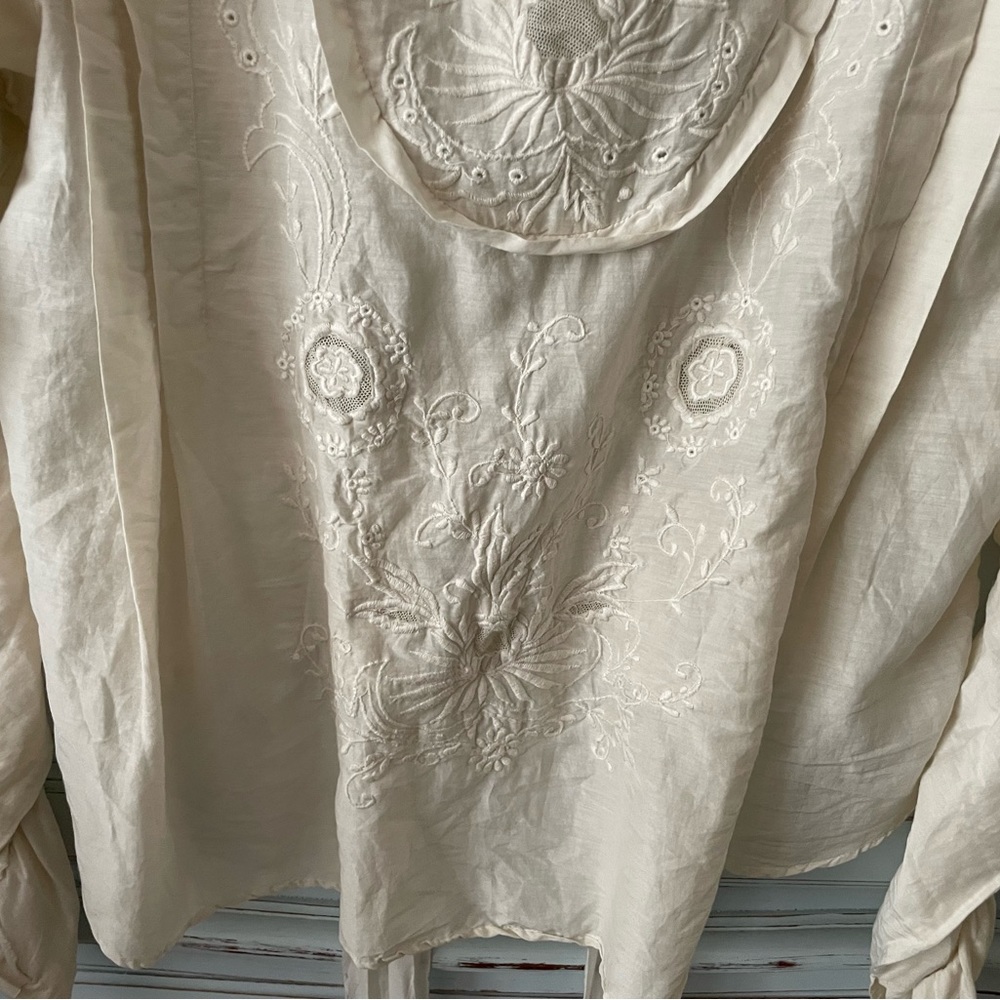 Magnolia Pearl Into the Groove Blouse - Picture 15 of 16